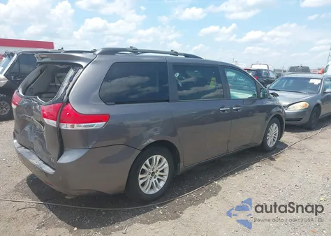 2014 Toyota Sienna Xle V6 8 Passenger из США, поврежденный, VIN 5TDYK3DC1ES485160